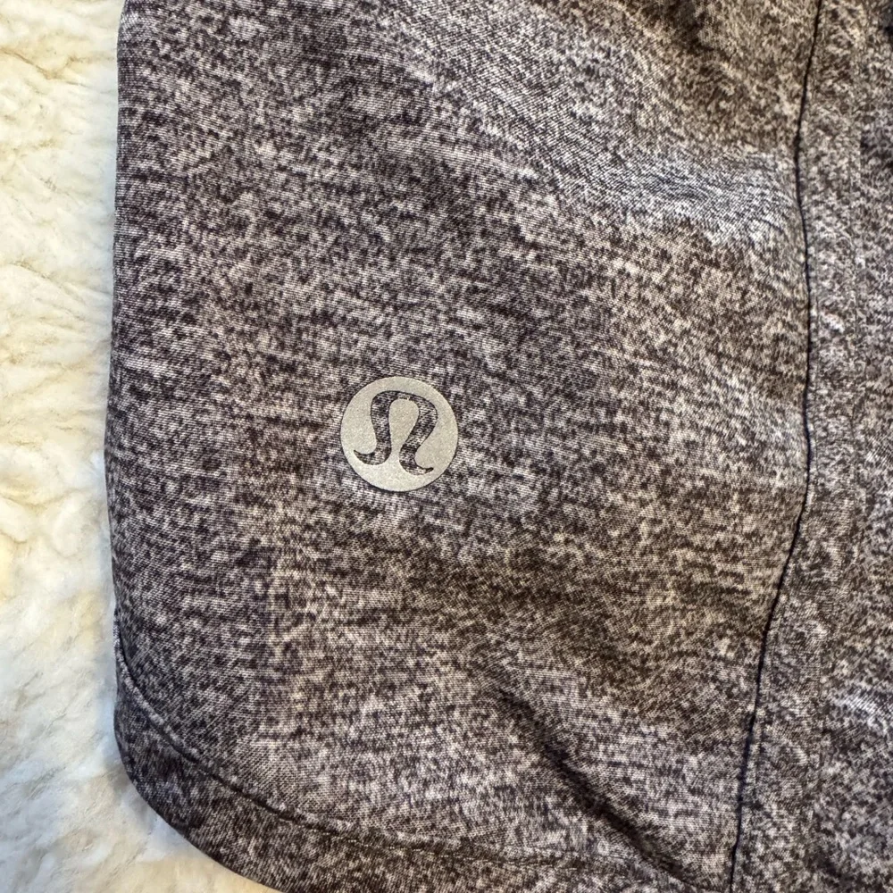Lululemon Gray Athletic LR Shorts 4” Lined - Picture 6 of 7